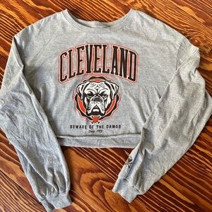 Cleveland Graphic Cropped Sweatshirt